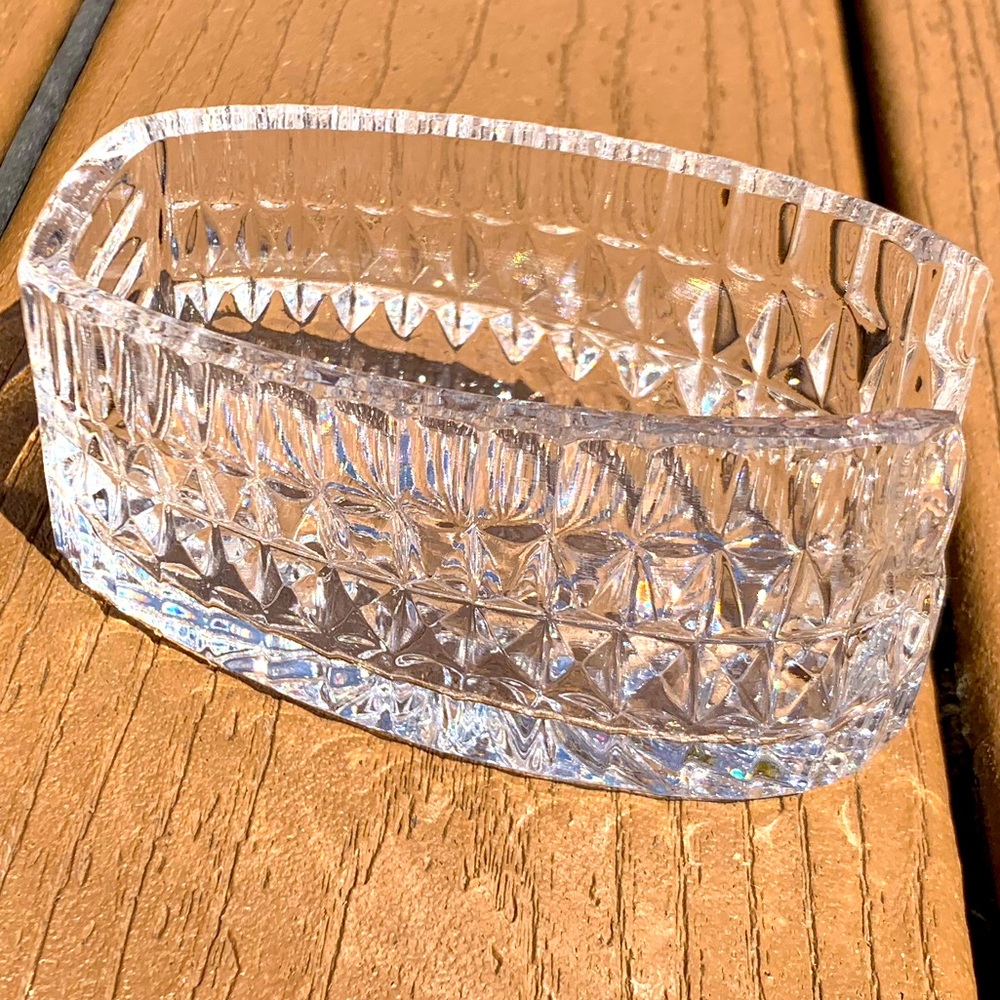 GORGEOUS VINTAGE EXTREMELY RARE CRYSTAL STAND, HOLDER, REST OR SPOON REST